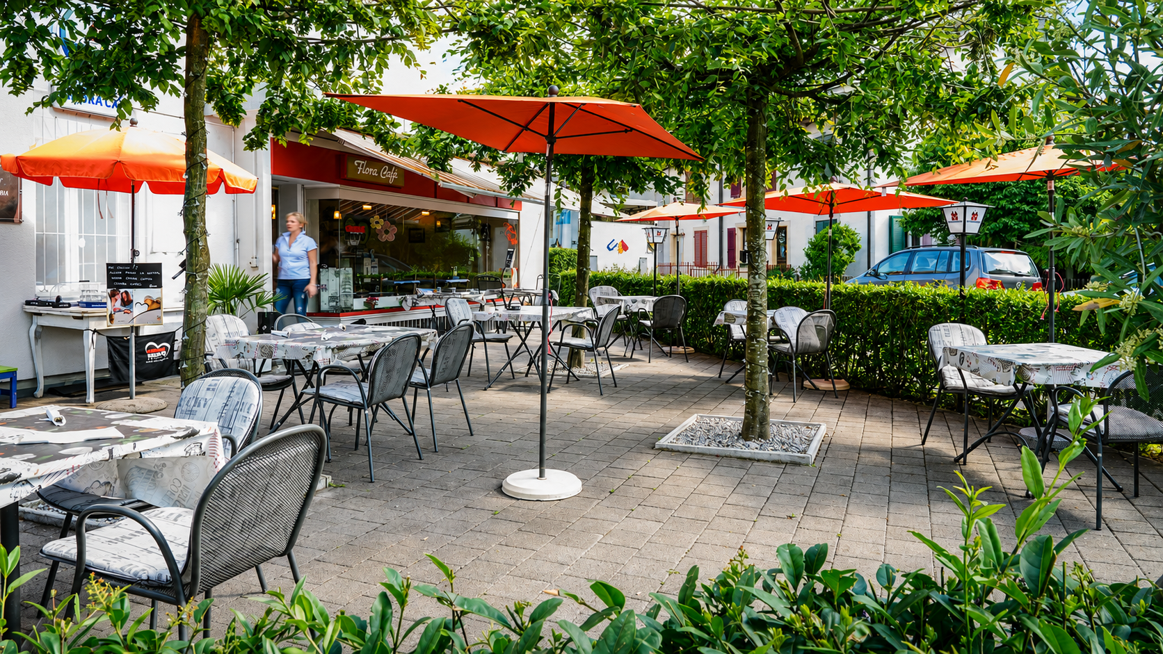 Terrasse des Café Flora in Birsfelden